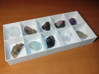 Espositore minerali