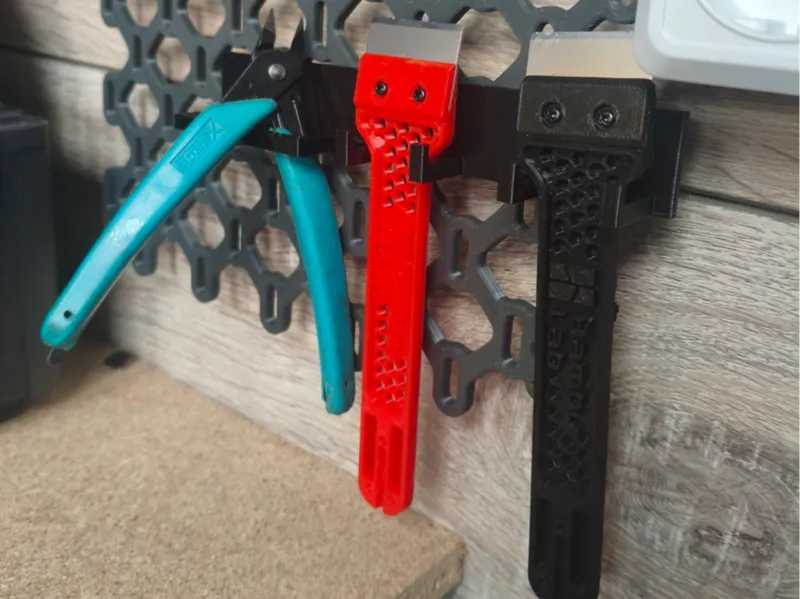 Skadis tool holder