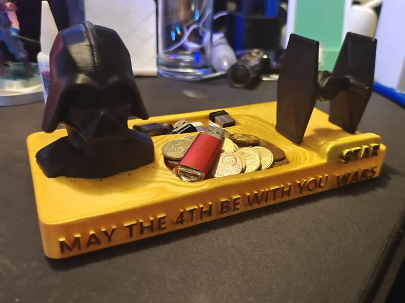 Star Wars Day Desk Organizer - Darth Vader & TIE
