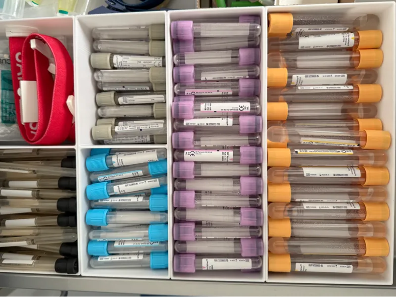 drawer insert for blood collection tubes
