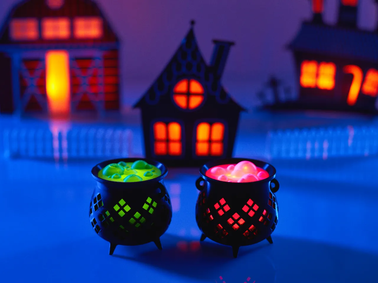 Cute Witch's Cauldron Tea Light view 2