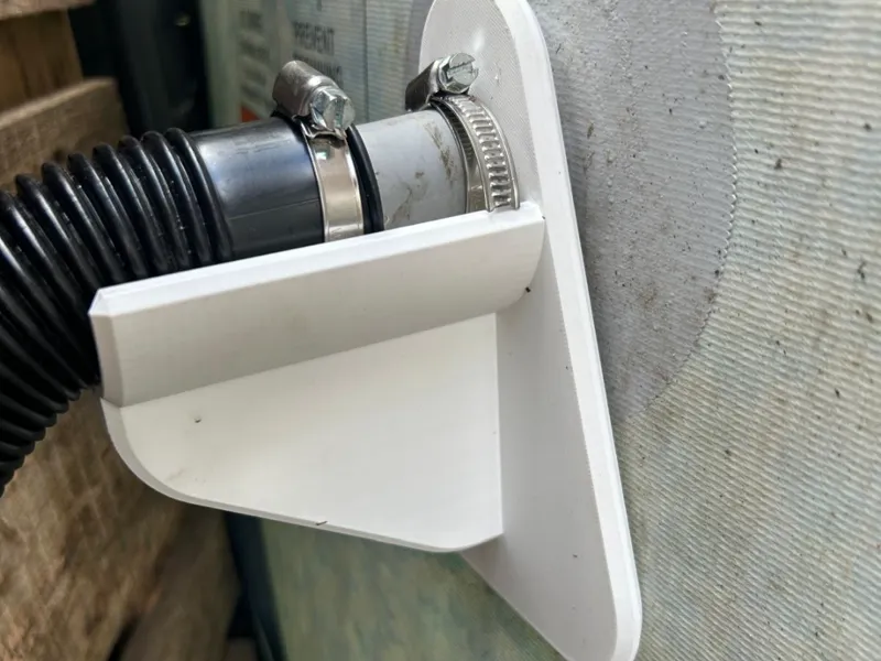 Pool Schlauchhalterung 40mm –  Wandhalter