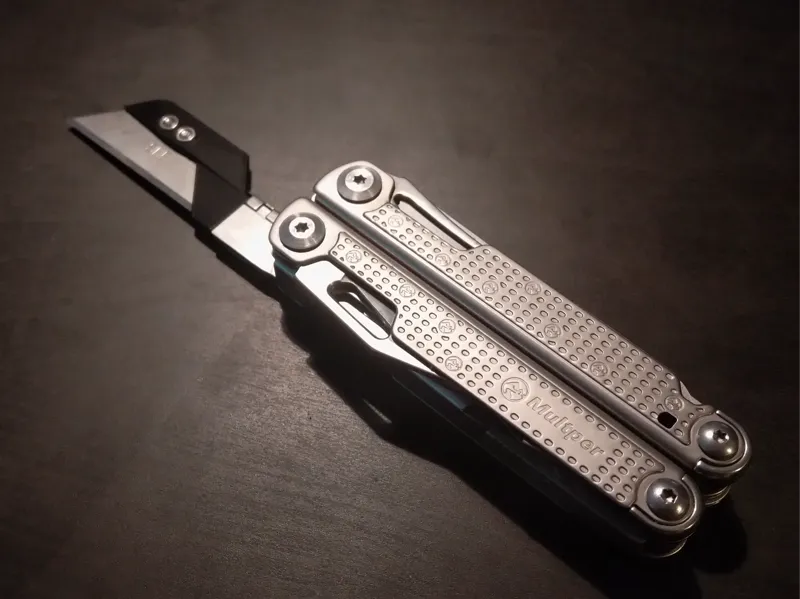 Utili-T-shank for Multiools