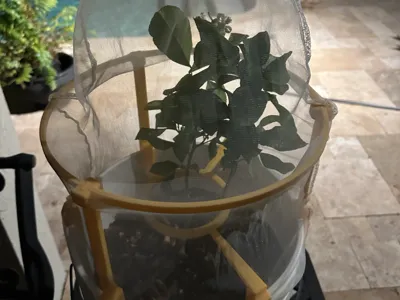 5-Gallon Bucket Plant & Net Support Attachment