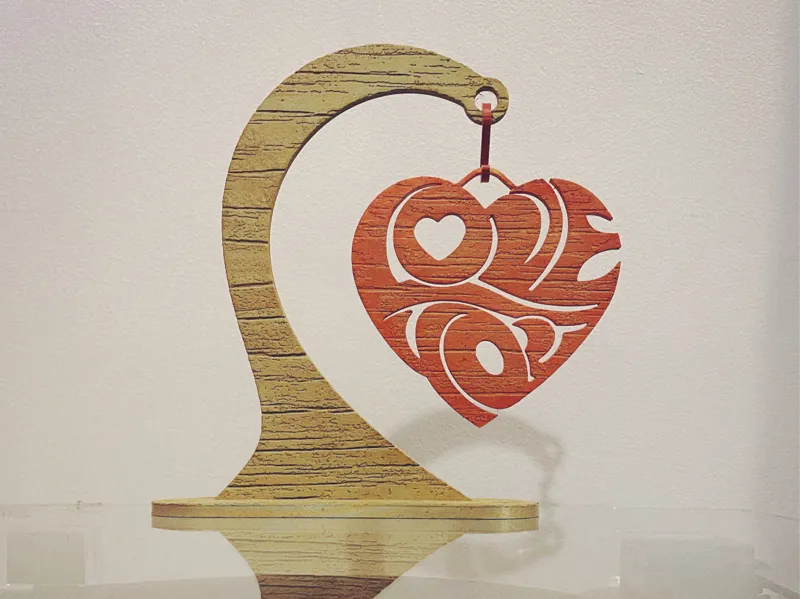 Hanging Love Heart (wood-like)
