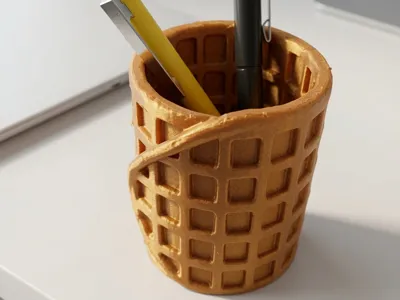 Waffle-shaped pen holder