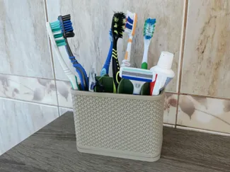 toothbrush holder