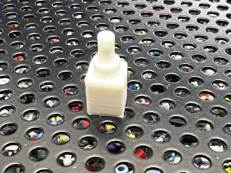 Gundam Action Base 5 - 3mm Peg Adapter