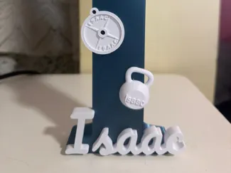 Isaac letreiro academia