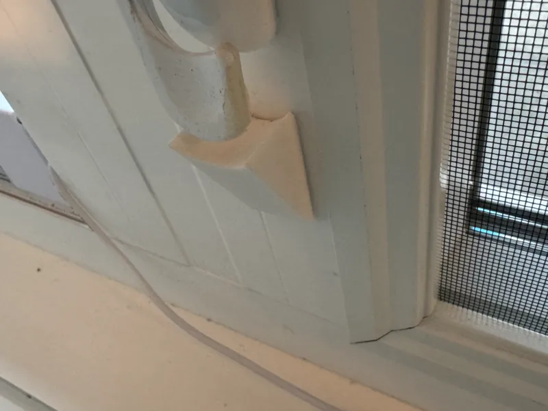 Window Latch Ramp