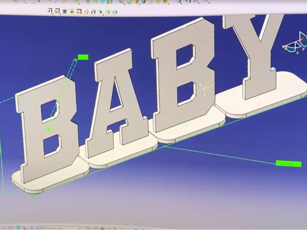Lettres BABY avec support pour baby shower