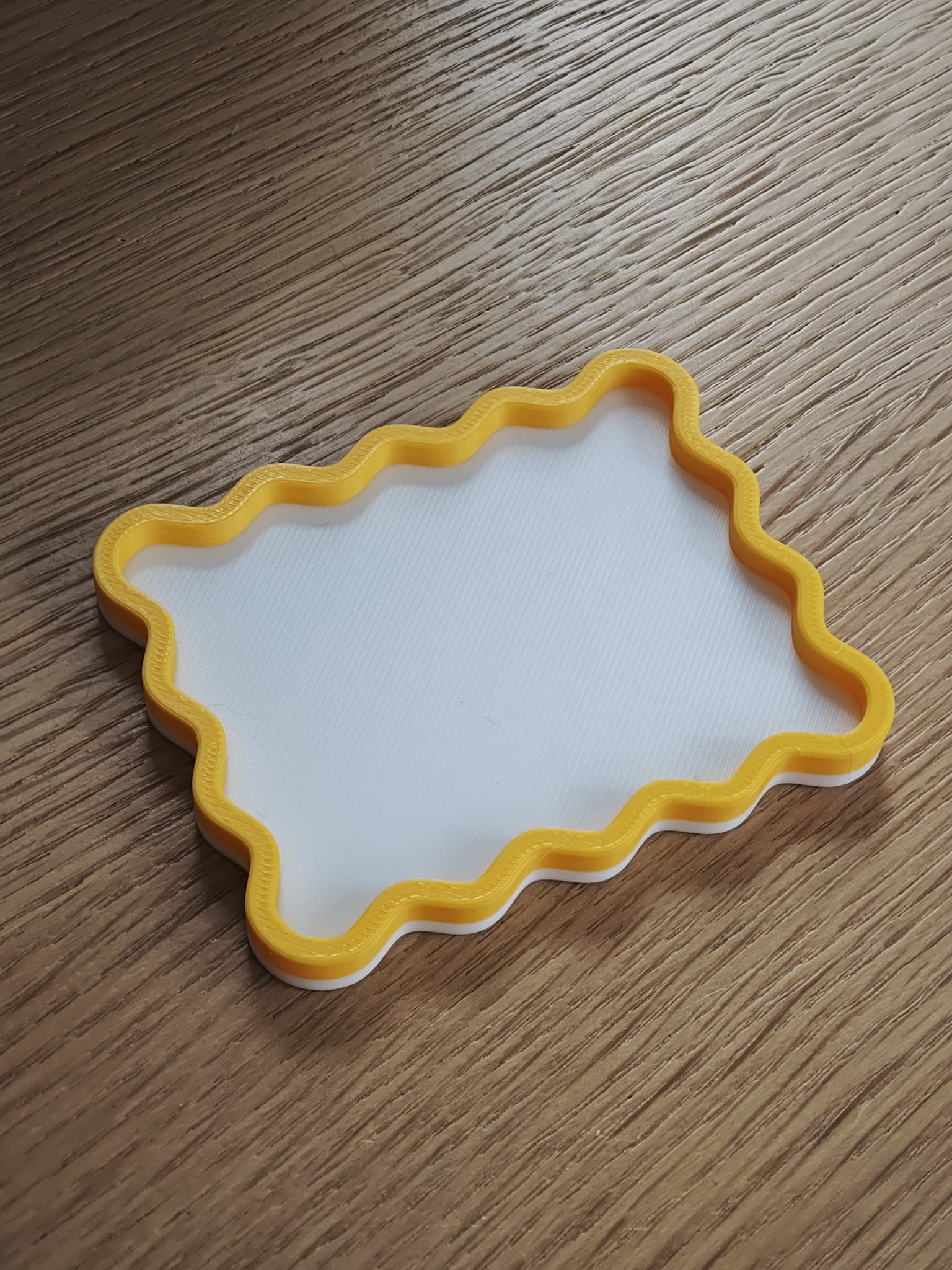 Miniatura 2 do modelo 3D Parametric Wavy Tray - Customizable in MakerLab