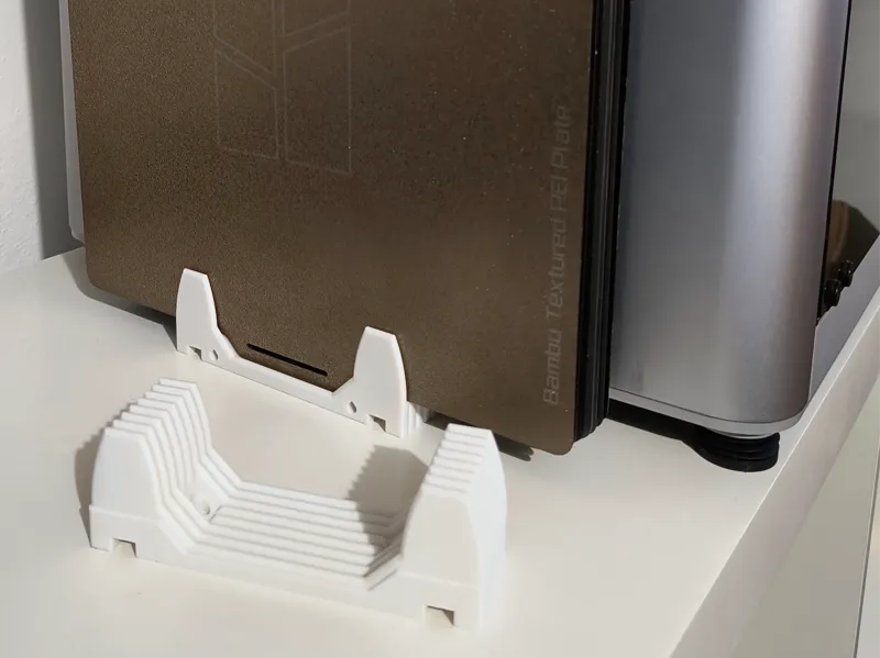 Tabletop, Kallax and Skadis modular plates holder 