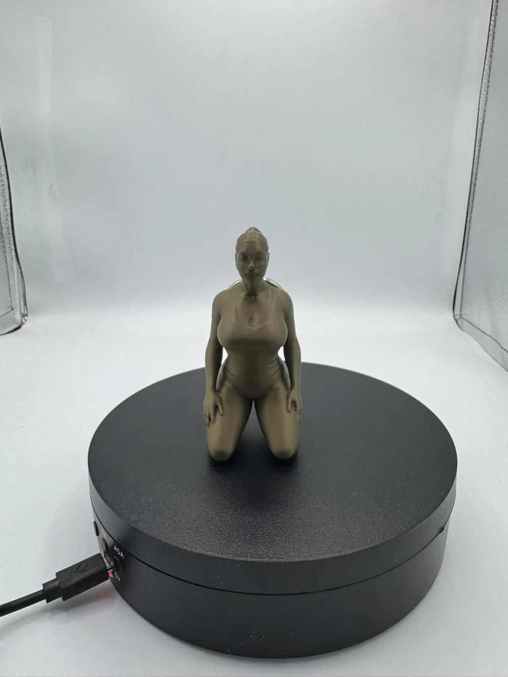 Kneeling Girl Keychain by WispHollow MakerWorld: Download Free 3D Models