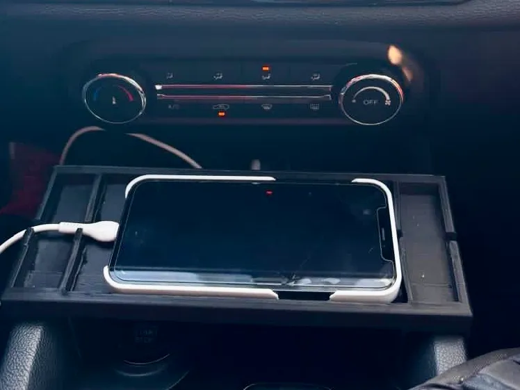 Cama de Iphone 12 para camioneta Chery Tiggo4