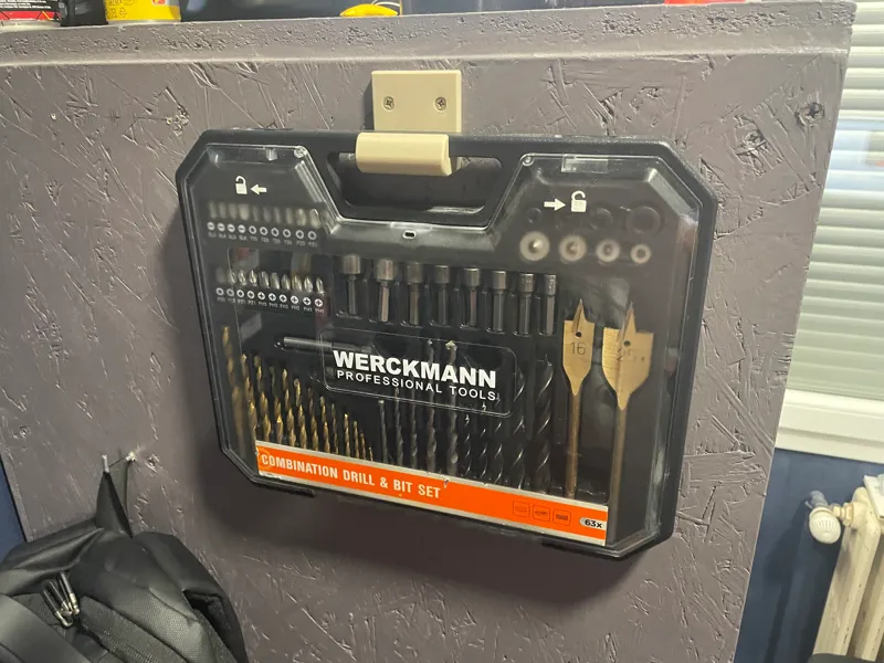 Werkmann drill bit and bit set holder