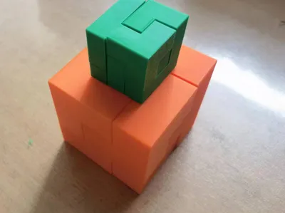 Soma Cube (Cube Puzzle Toy)