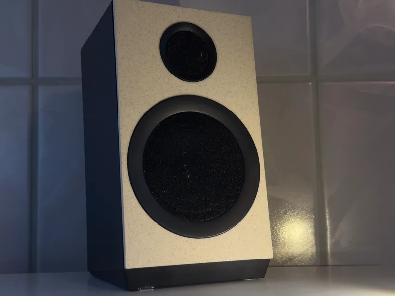 Lautsprecherblende Logitech z333