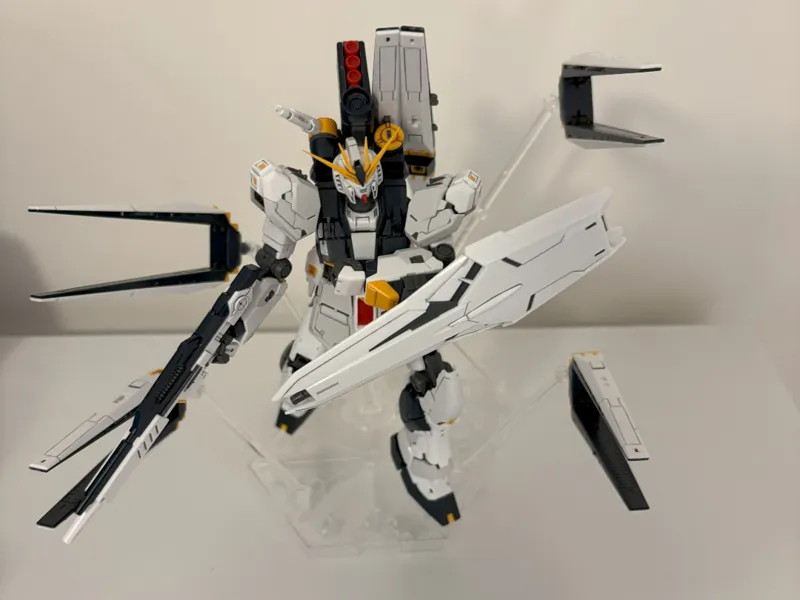 RG Nu Gundam Funnel Adaptor to fit WFM stand