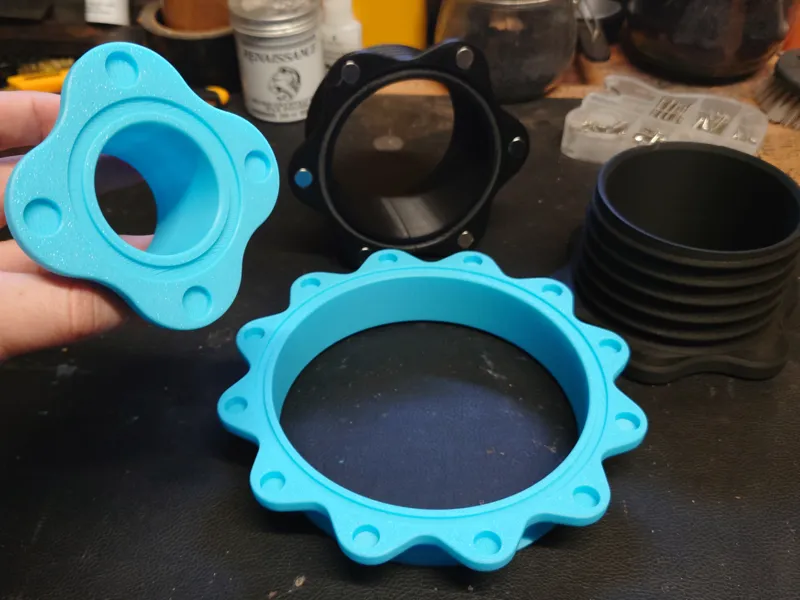 Parametric Magnetic Dust Hose Adapter (Threaded)
