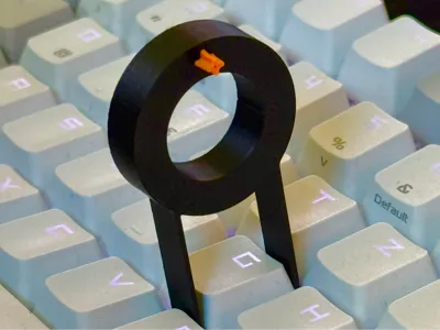 Compact 1U Keycap Puller with Holder