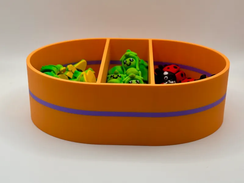 Oval Storage/Display/Organiser