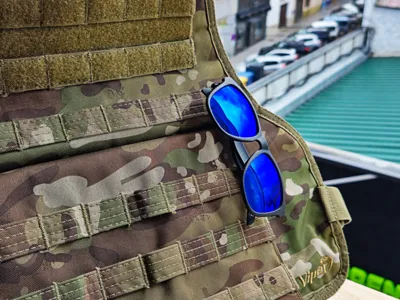 Molle glasses holder