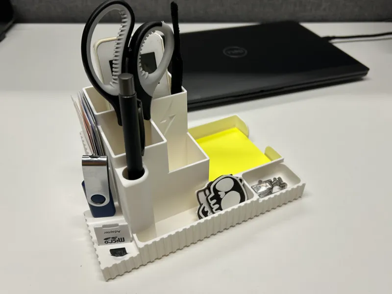 Desktop organizer