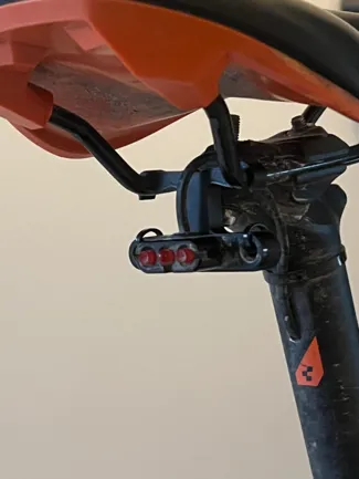 Supernova E3 Tail Light 2 & 2-FR Sattle Holder 