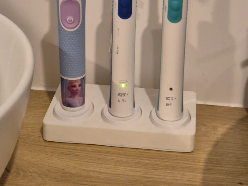 3x Oral-B Charger Dock