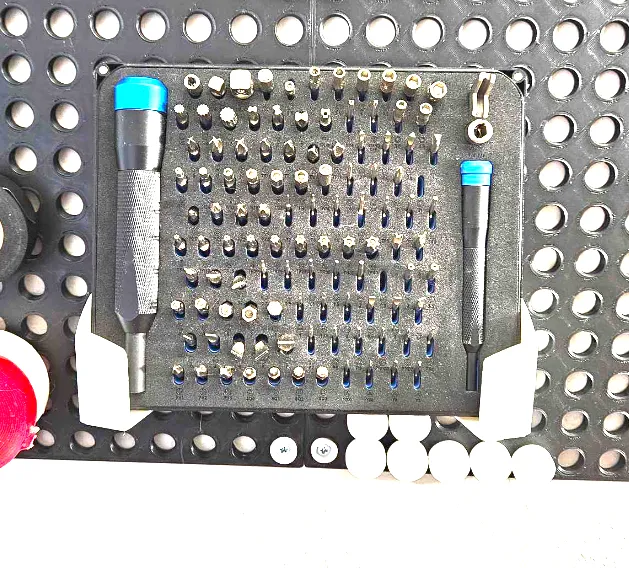 IfixIt Manta Holder for Thread Board