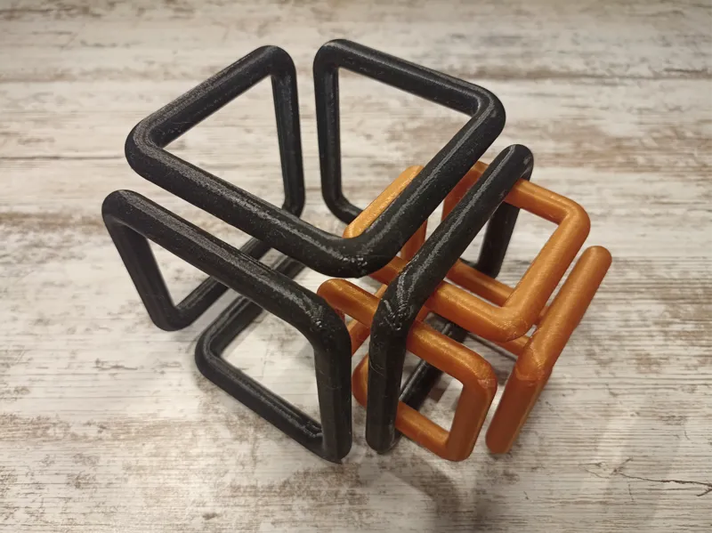 Infinity cube - round section - no supports
