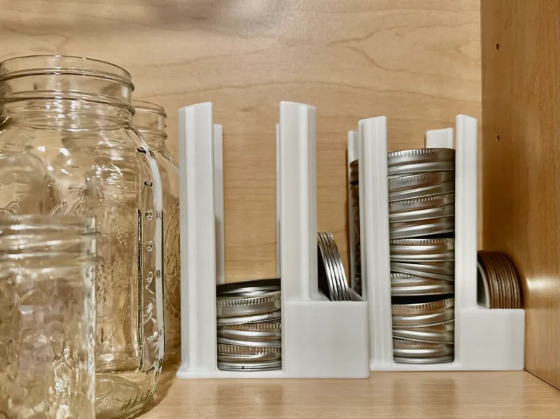 Universal Mason Jar Lid Organizer