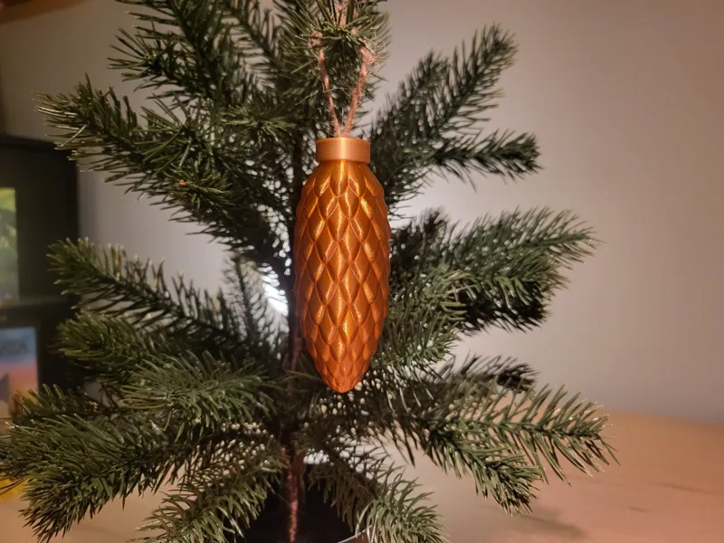 KONO - christmas tree ornament