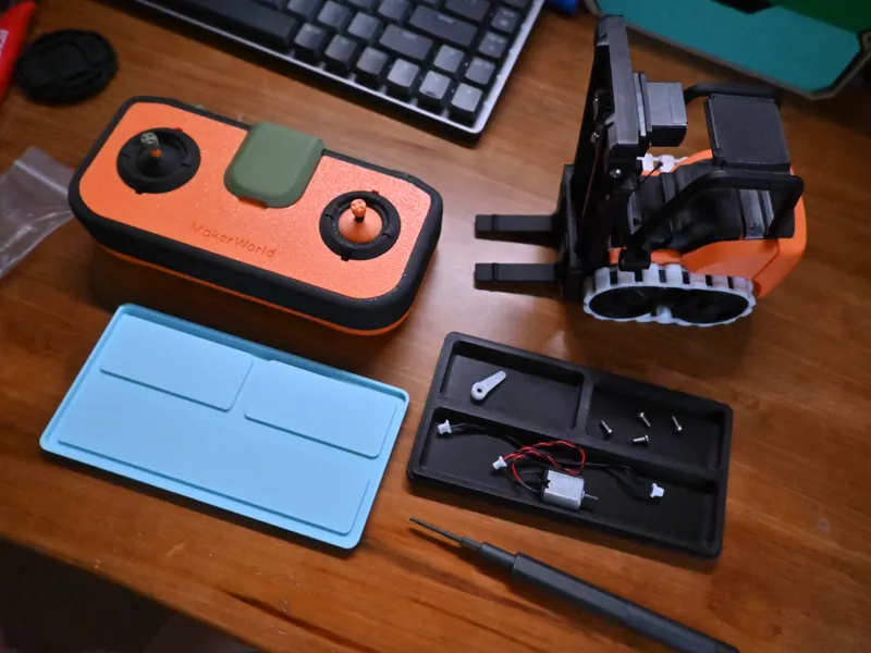 Parts Tray | Handy Helper for CyberBrick Assembly