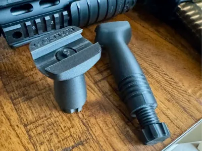 KAC-LIKE VERTICAL GRIP
