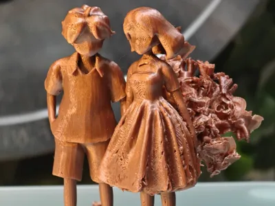 Couple Holding Hands Commemorative Sculpture (Masterpiece) 