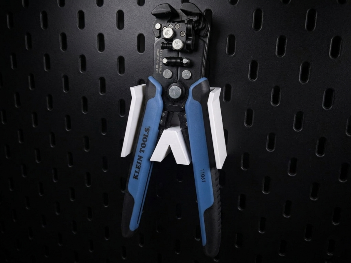 Klein Tools 11061 Wire Stripper Holder for SKADIS 