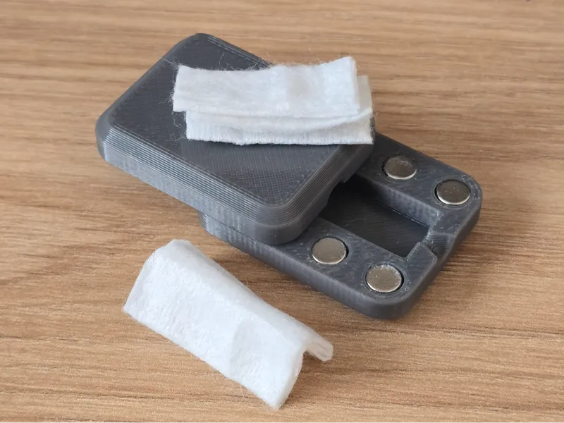 Filament cleaner box dust filter