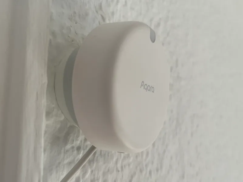 Aqara FP2 rotated wall mount