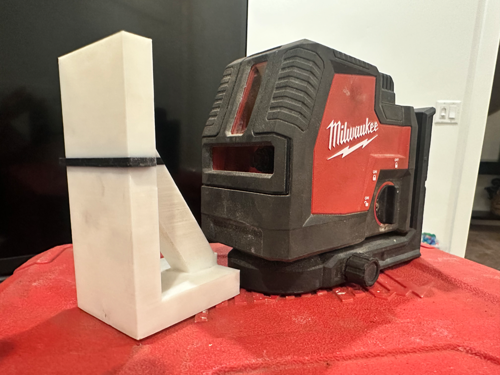 Milwaukee laser spotter