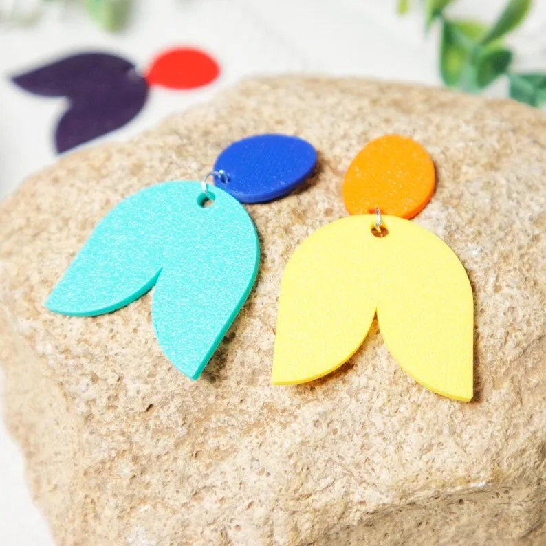 Pendientes florales con charm view 4