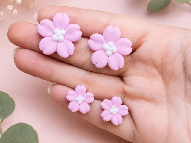 Sakura Stud Earrings | No Supports | 2 Sizes
