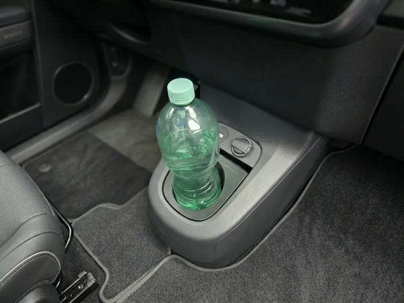Hyundai Ioniq 5 Front Console Bottle Holder Insert