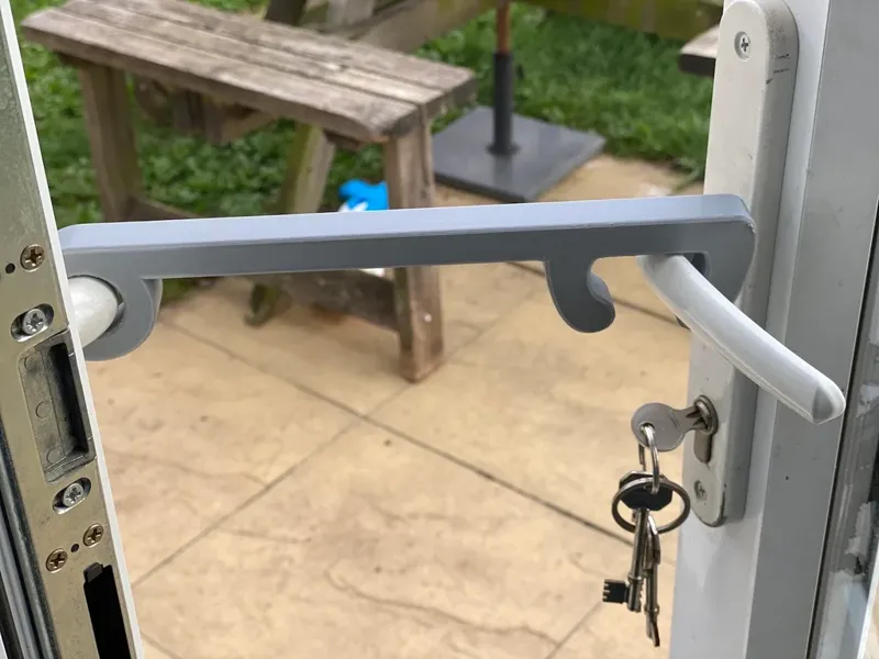 French Door Stay
