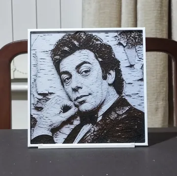 Cuadro decorativo en 3D: Tim Curry (1946-2026) - 3 Color HueForge — vista de referencia 4