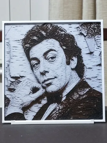 Cuadro decorativo en 3D: Tim Curry (1946-2026) - 3 Color HueForge — vista de referencia 2