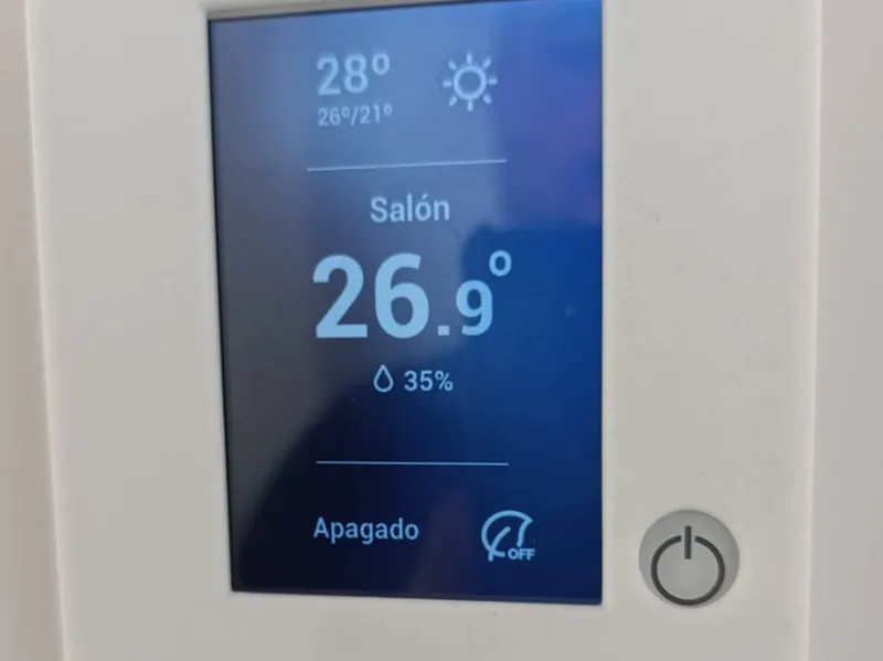 Airzone blueface thermostat cover