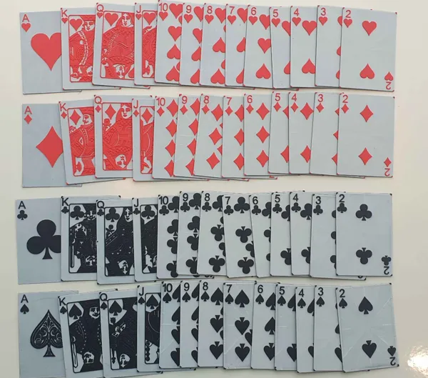 Jeu de 54 cartes à jouer classique