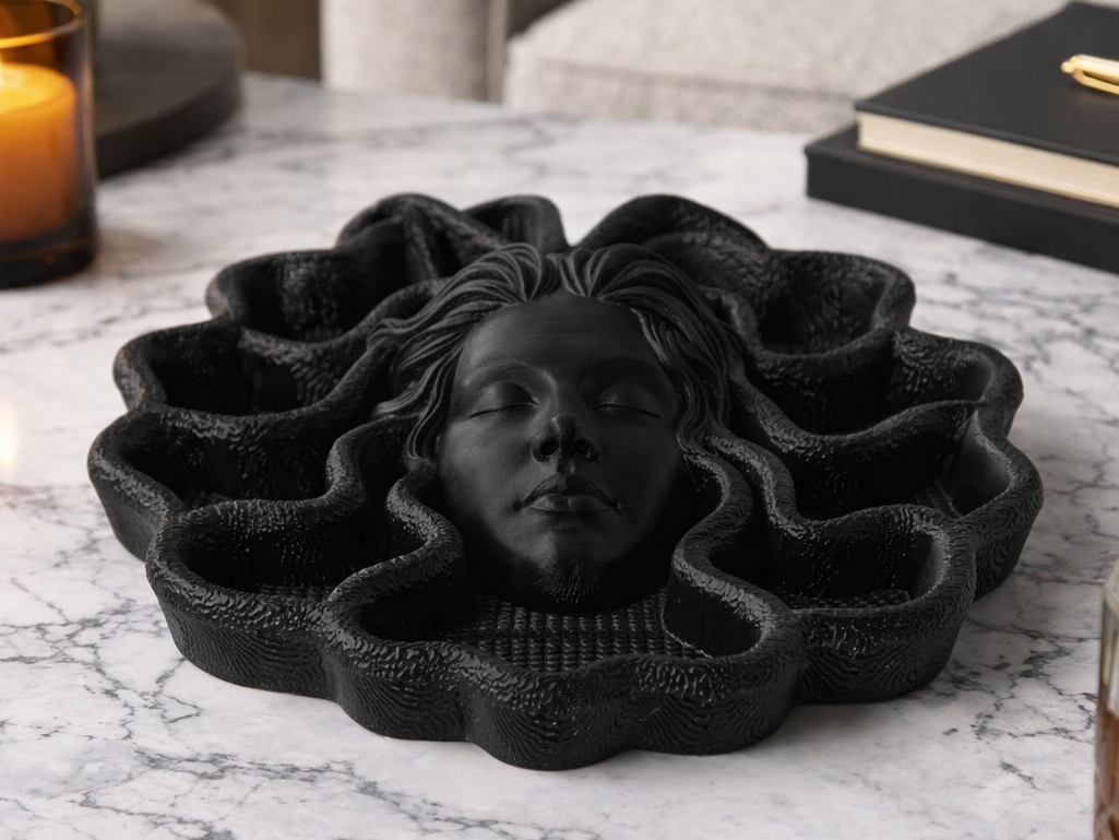 Medusa Wave Tray – Sculptural Gorgon Catchall